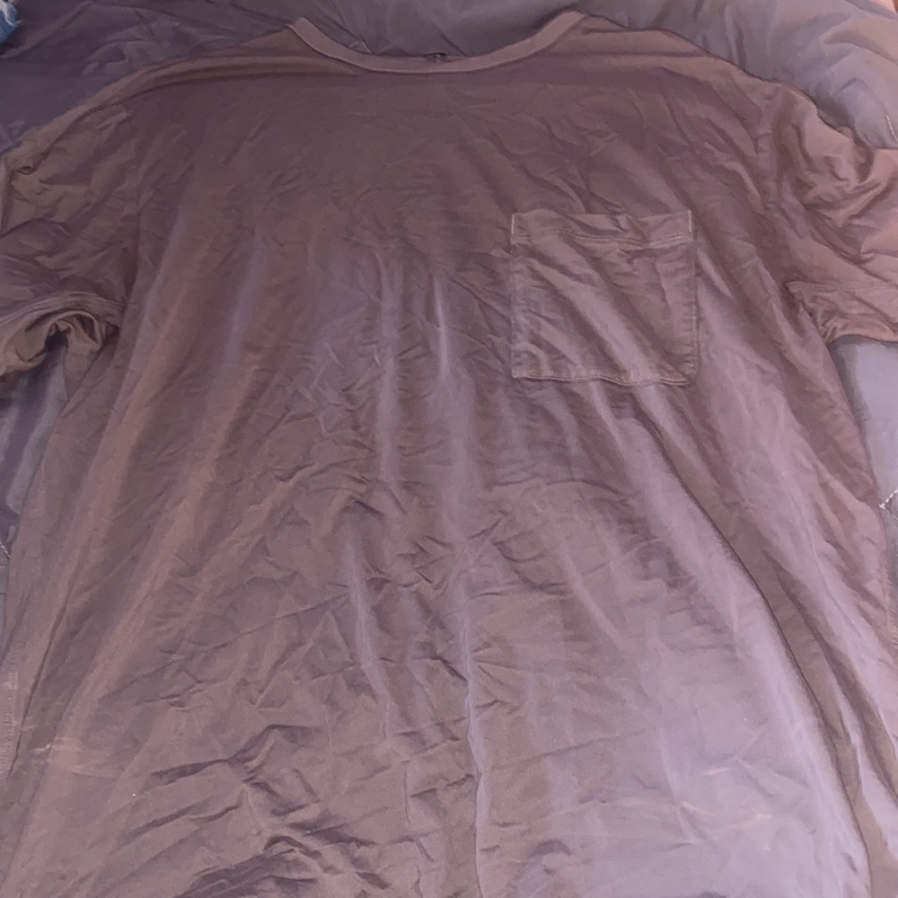 Medium - Picture 3 of 4